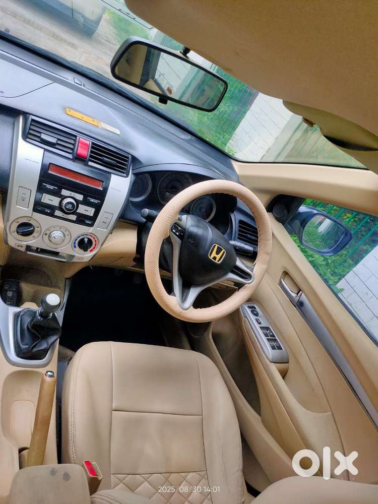 Honda City, 2011, Petrol