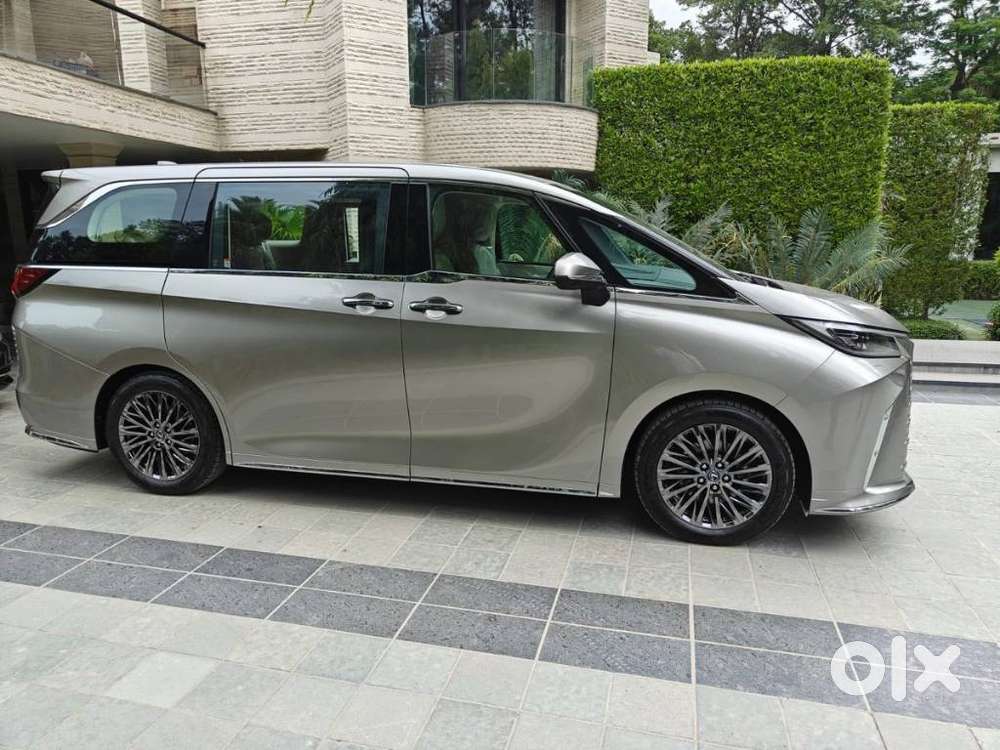 Lexus Lm 350h 7 Str Vip, 2026, Petrol