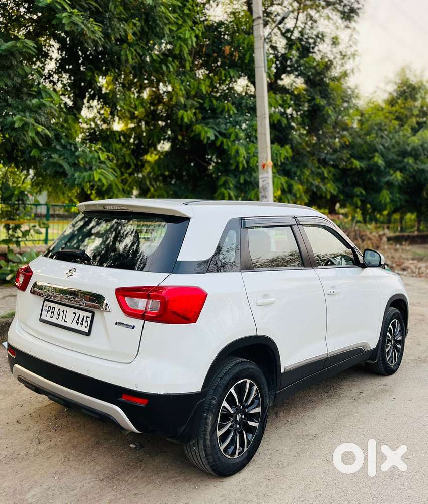 Maruti Suzuki Brezza 1.5 Zxi At Smart Hybrid, 2021, Petrol