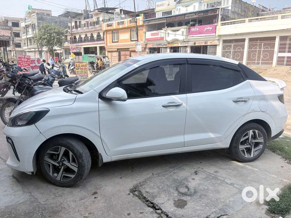Hyundai Aura Sx Petrol 2024