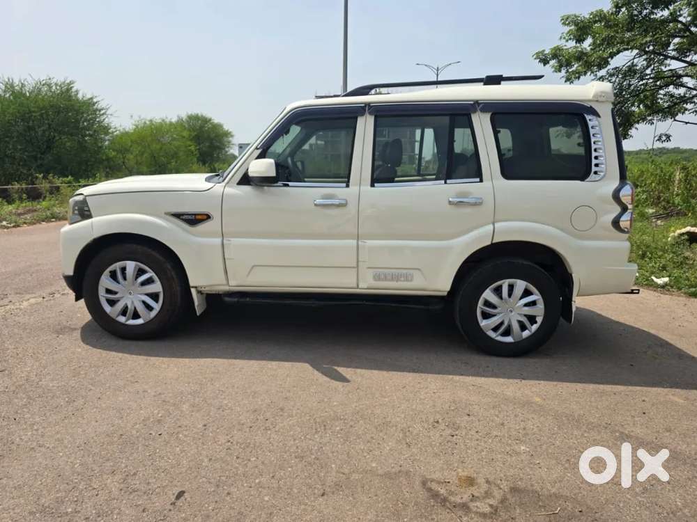 Mahindra Scorpio S2 7 Seater, 2015, Diesel