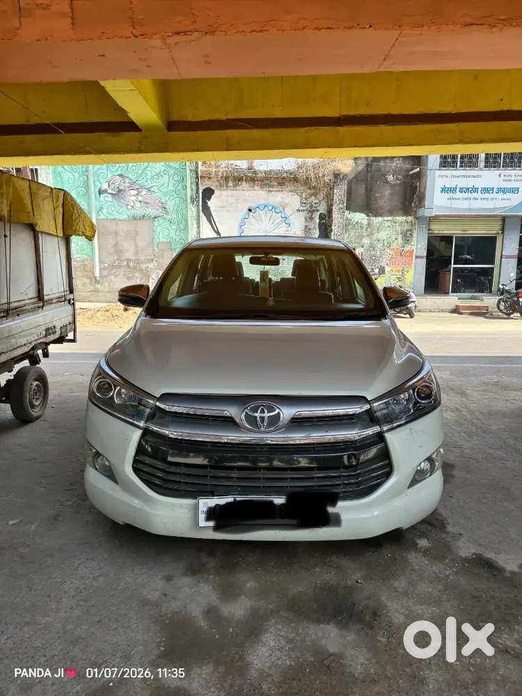 Toyota Innova Crysta 2018 Diesel 142000 Km Driven. Single Hand