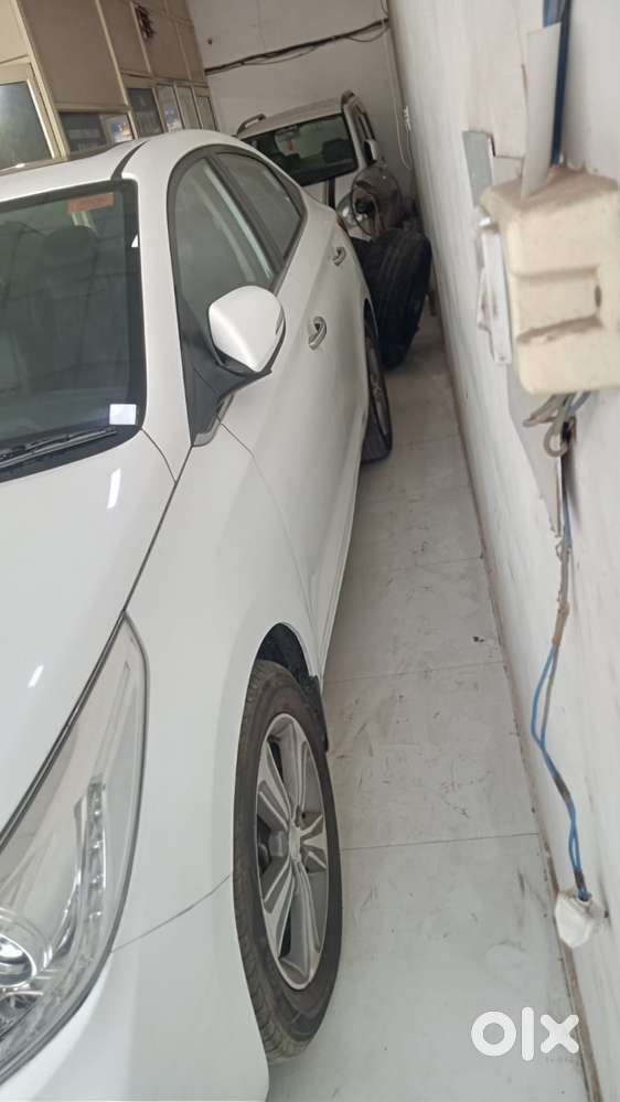 Hyundai Verna 1.6 Sx (o) Crdi, 2017, Diesel