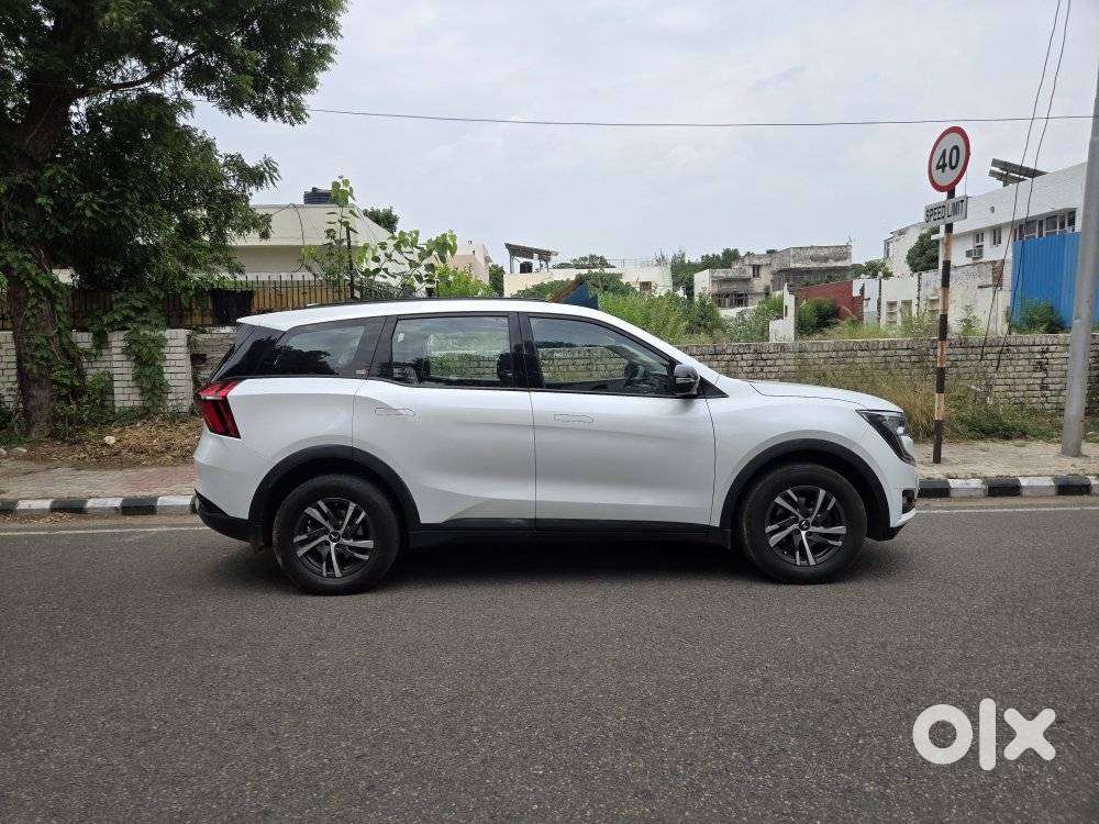 Mahindra Xuv700 2.2 Ax 5 Diesel Mt 7 Str, 2023, Diesel