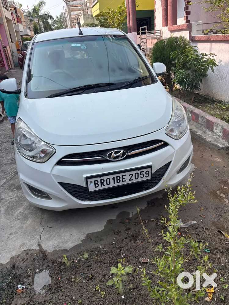 Hyundai I10 Sportz 2012 Petrol 5years Extend किया हुआ Hai