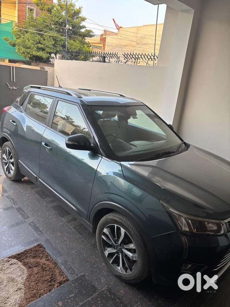 Mahindra Diesel Car 2019 W8 (o)