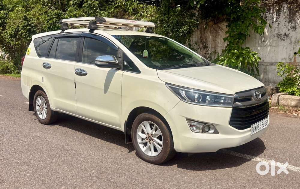 Toyota Innova Crysta 2017