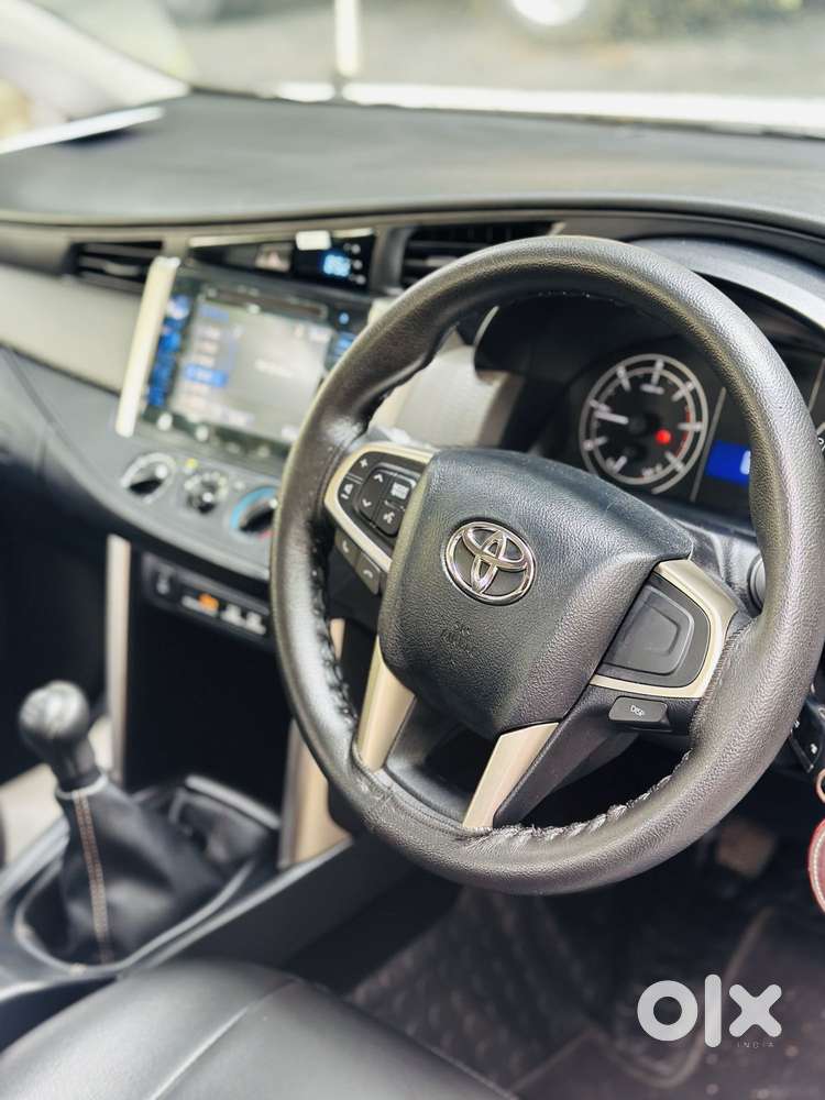 Toyota Innova Crysta 2.4 G Plus Mt 8 Str, 2019, Diesel