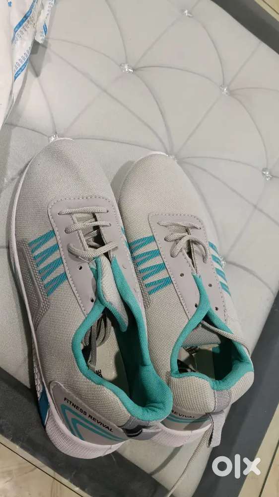 adidas gazelle silver green womens Andy Navy Tennis Shoe (IMPERFECT) main image 0