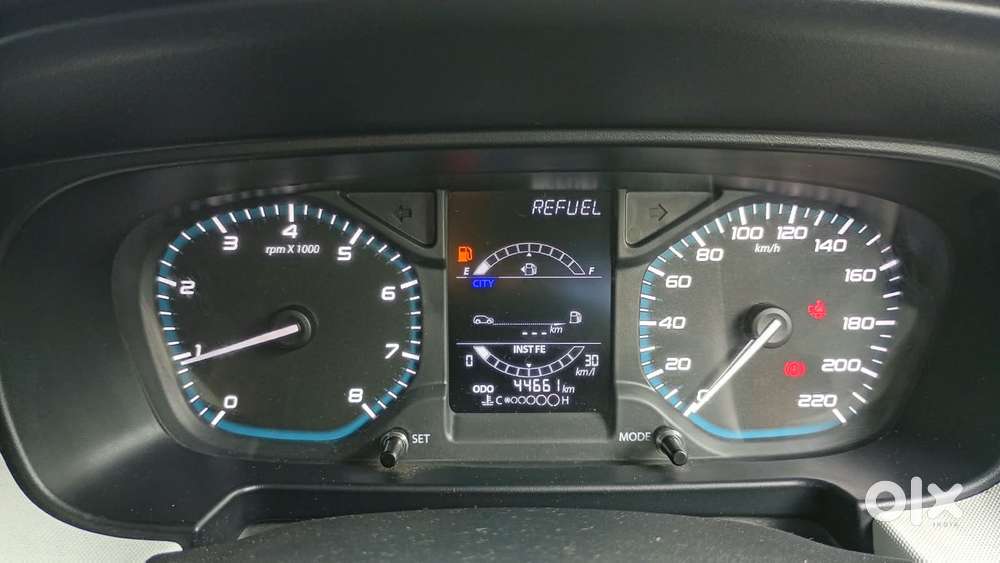 Tata Punch Accomplished, 2022, Petrol