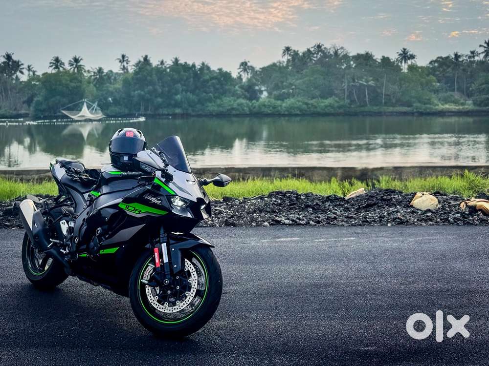 Kawasaki NINJA ZX10R DIABLO GREY MINT CONDITION - Motorcycles in