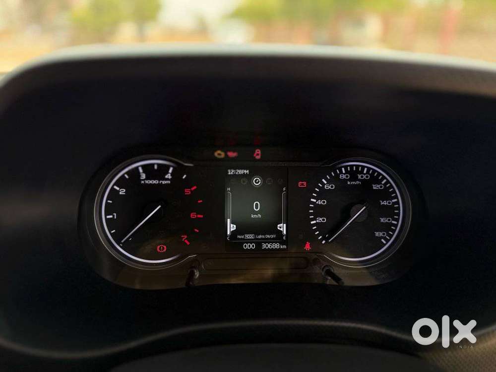 Mahindra Bolero Neo 1.5 N8, 2023, Diesel