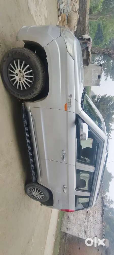 Mahindra Tuv 300 2016 Diesel 141000 Km Driven