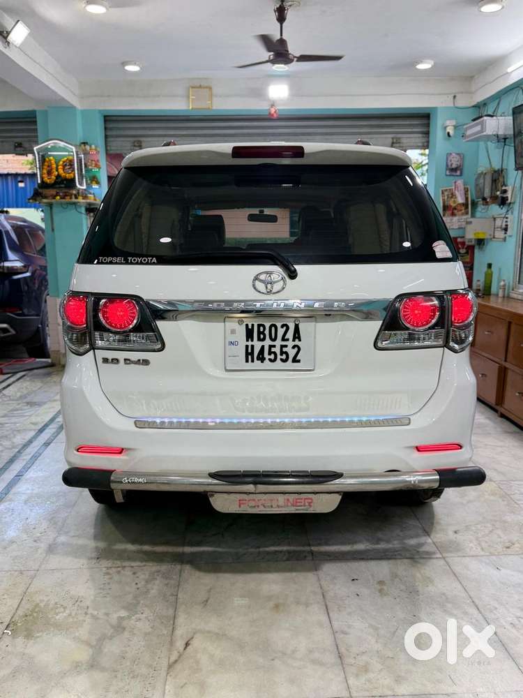 Toyota Fortuner 4x2 Manual, 2015, Diesel