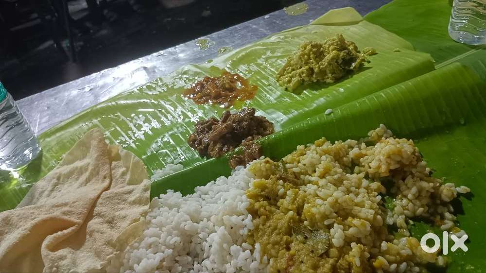 We r provided daily Food