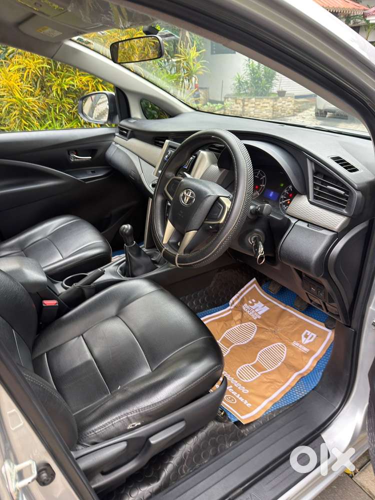Toyota Innova Crysta 2017
