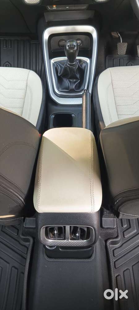 Kia Sonet Hte 1.2, 2023, Petrol