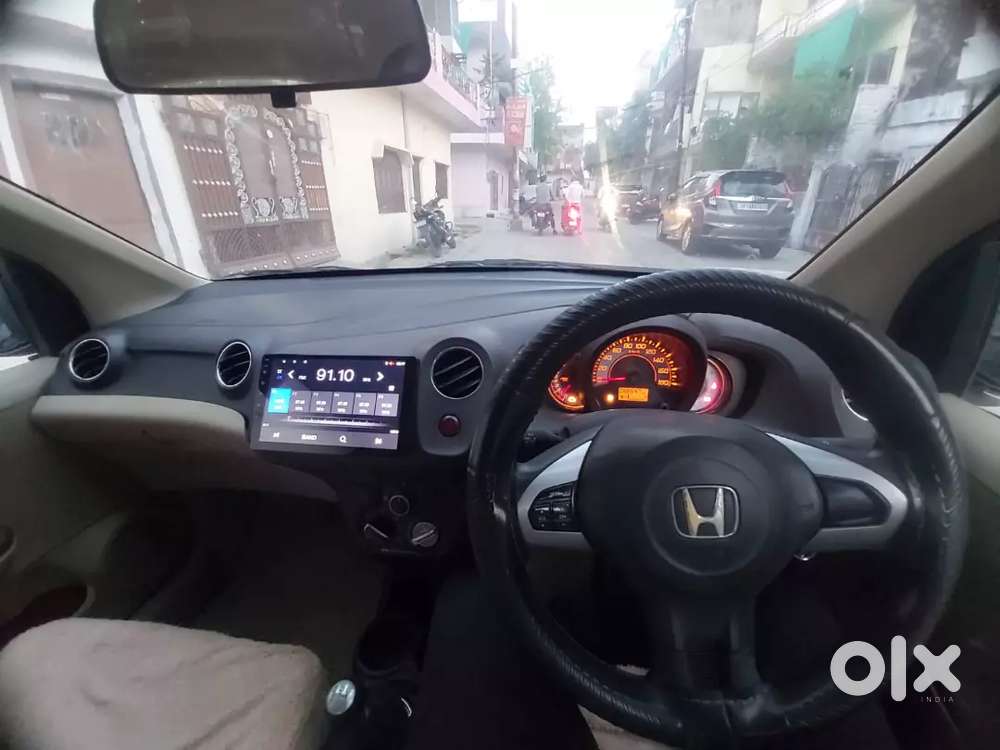 Honda Brio 2012