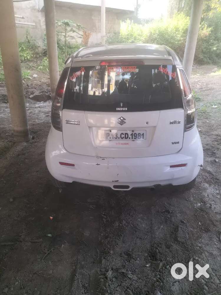 Maruti Suzuki Ritz Vxi 2013