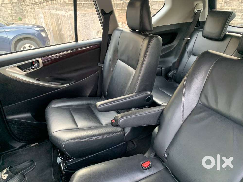 Toyota Innova Crysta 2.4zx 2017 - Only 55,000 Kms  Bronze  Excellent
