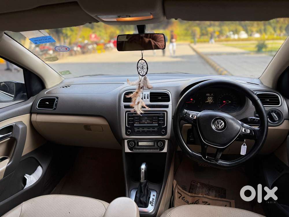 Volkswagen Vento 1.2 Tsi Highline Plus At, 2016, Petrol