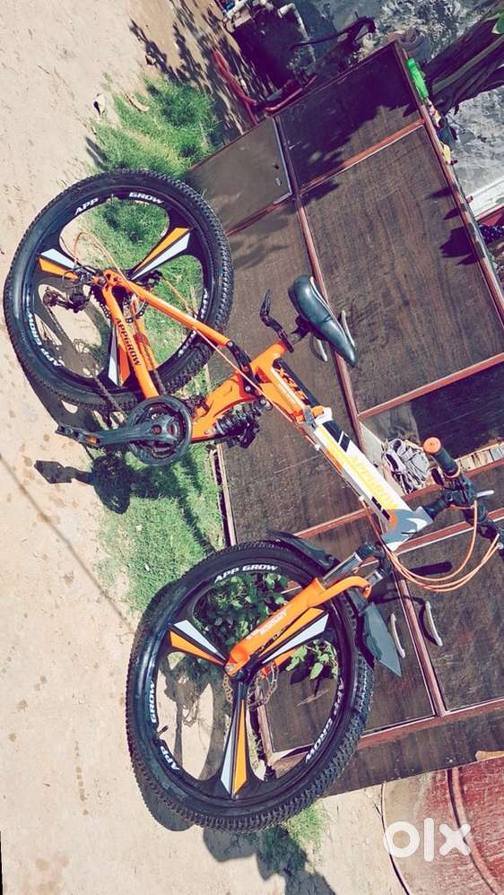 ye fold ho sktii or is cycle ko kahii bhii leke ja skte hain fold krke