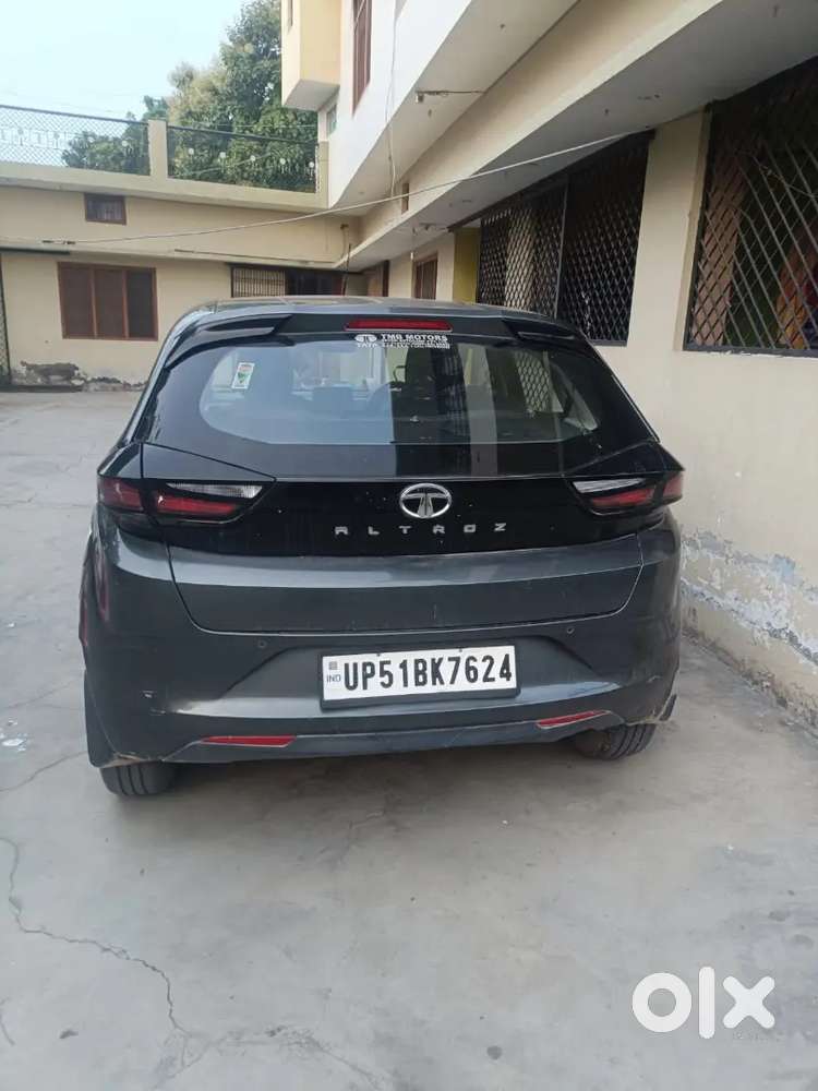 Tata Altroz 1.2 Petrol 2023
