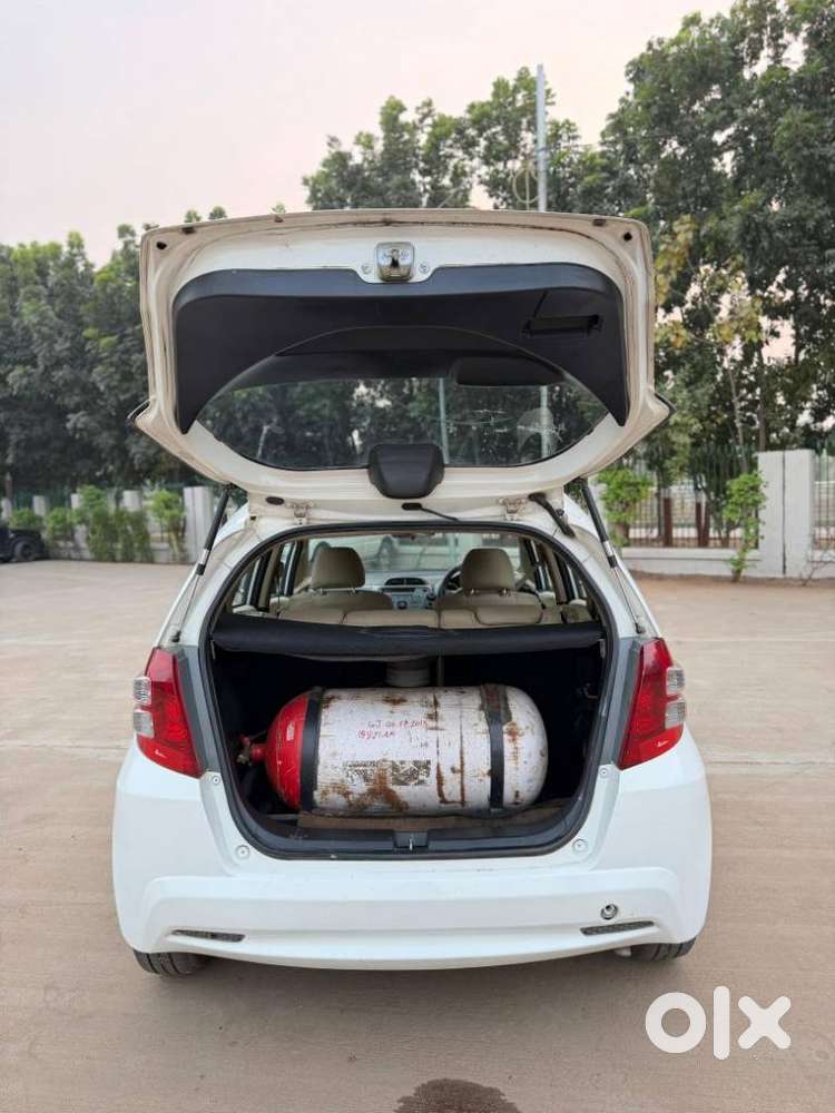 Honda Jazz, 2012, Cng & Hybrids