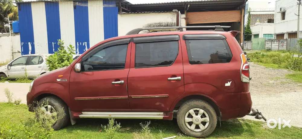Mahindra Xylo 2012