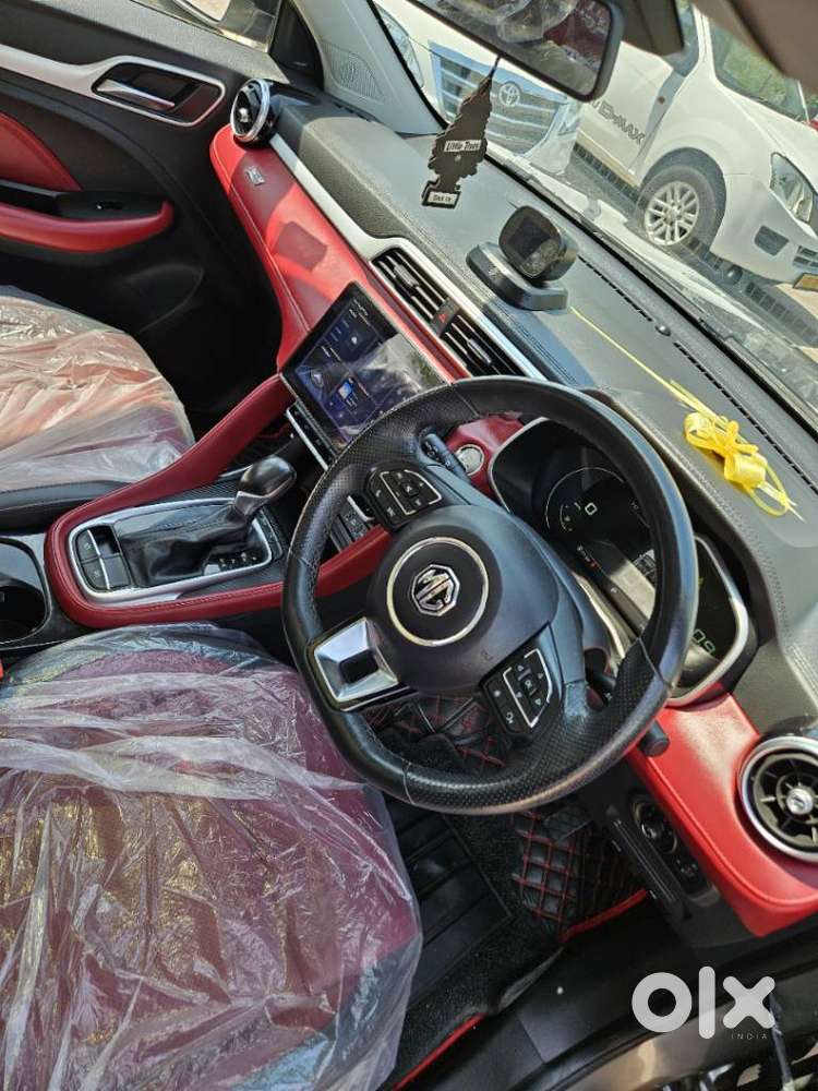 Mg Astor 1.5 Savvy Cvt S Red, 2022, Petrol