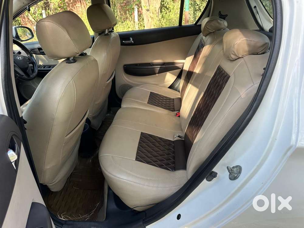 Hyundai I20 Sportz 1.4 Crdi, 2014, Diesel