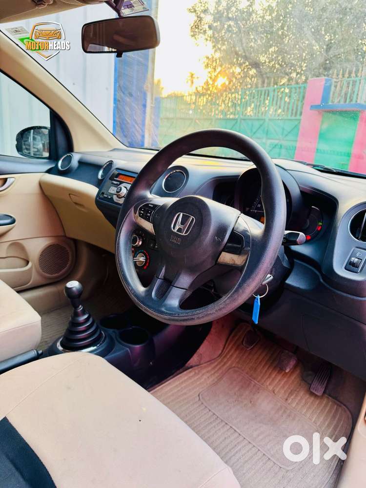 Honda Brio 2013-2016 Vx, 2016, Petrol