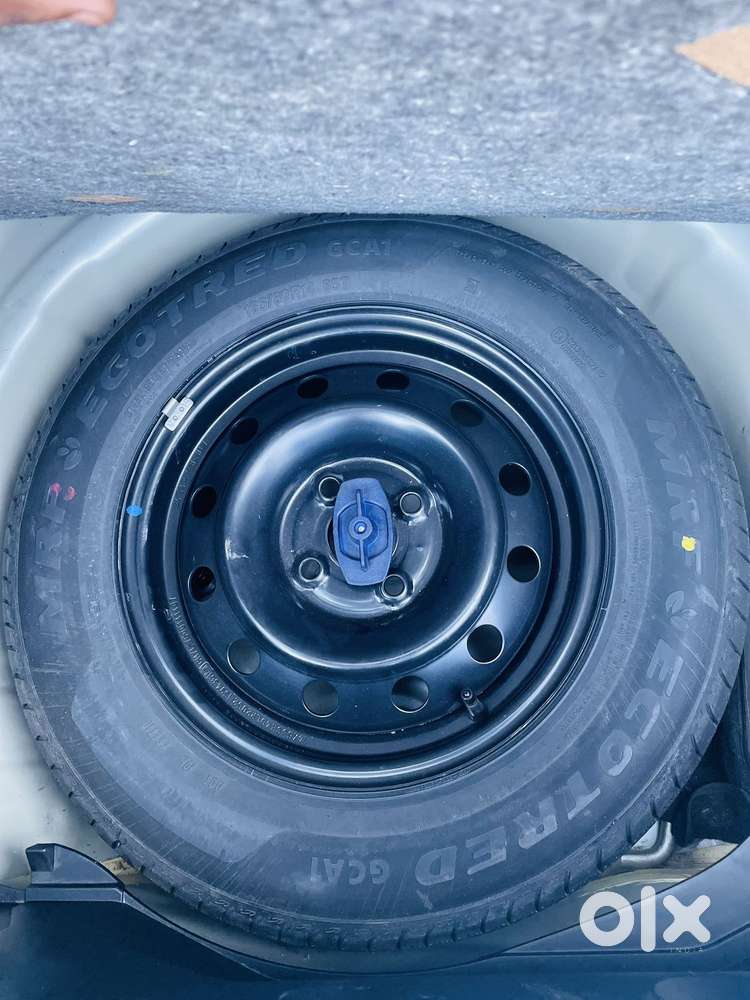 Maruti Suzuki Swift Vxi Optional, 2024, Petrol