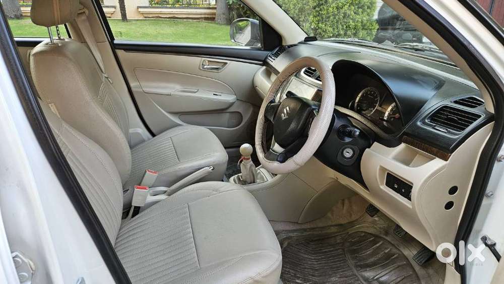 Maruti Suzuki Swift Dzire Vxi Optional, 2015, Petrol