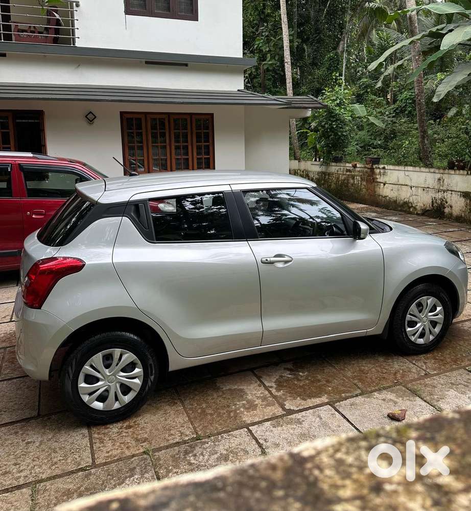 Maruti Suzuki Swift Vxi Ags, 2022, Petrol