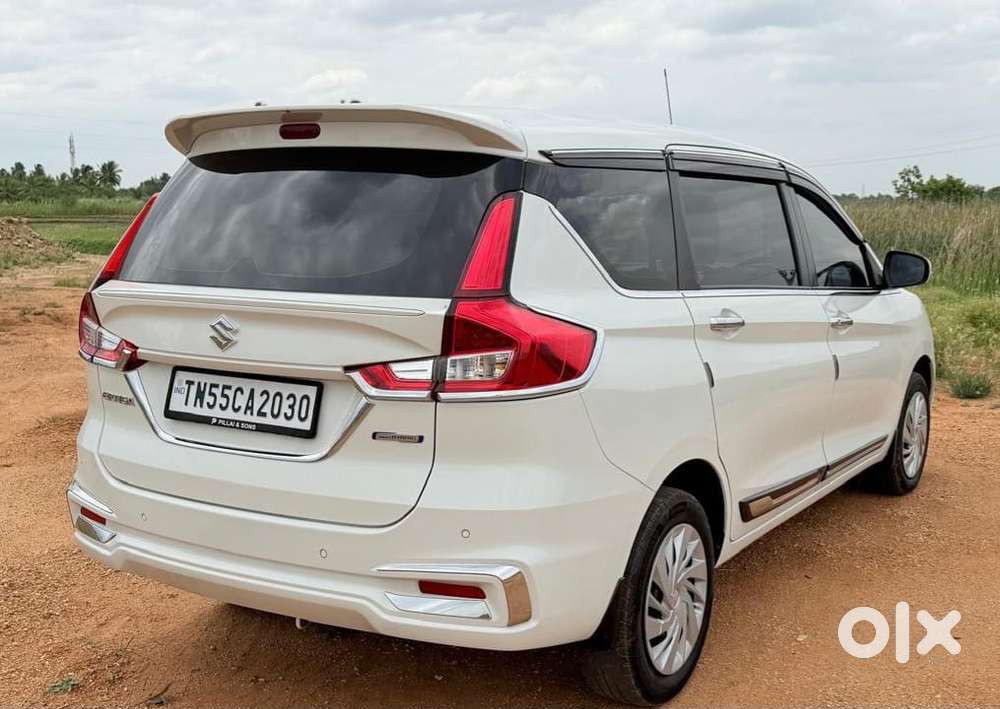 Maruti Ertiga 1.5 Vxi 2024