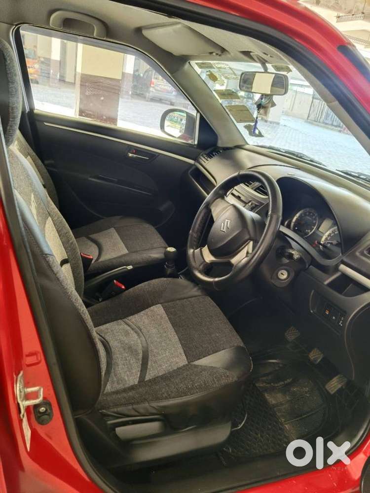 Maruti Suzuki Swift Vxi 1.2 Abs Bs-iv, 2015, Petrol