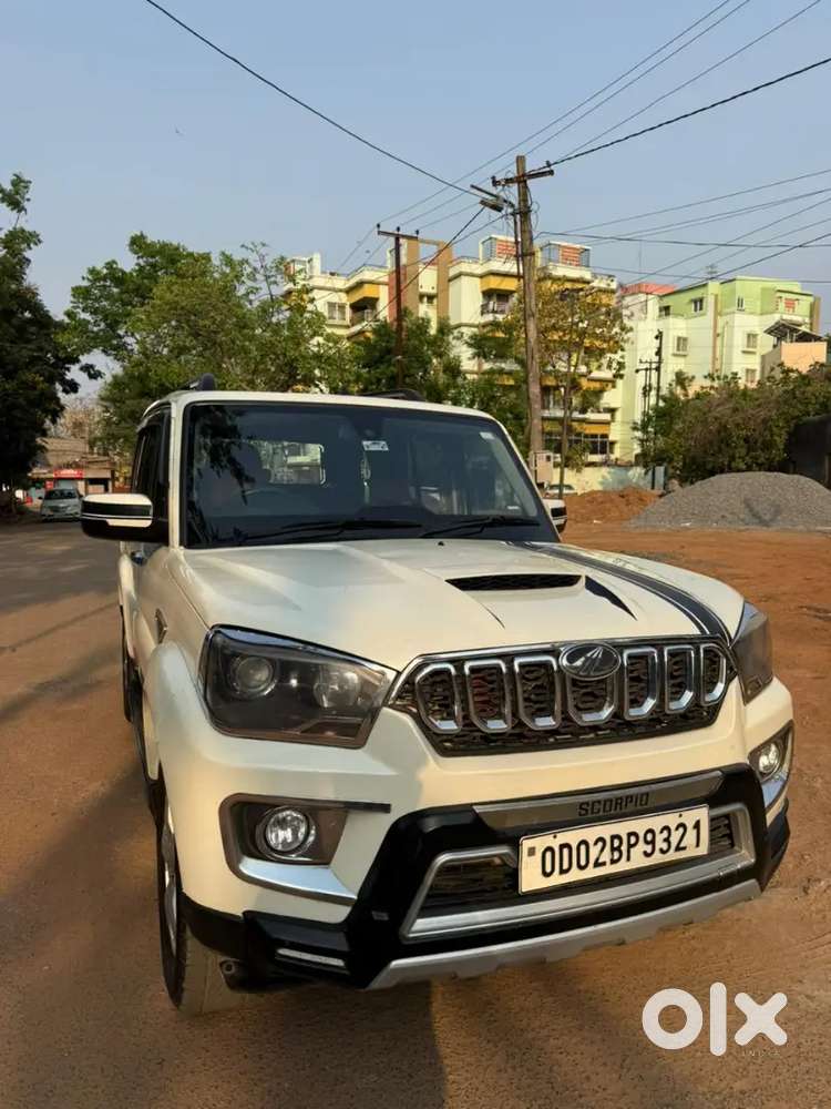Mahindra Scorpio S11 2021