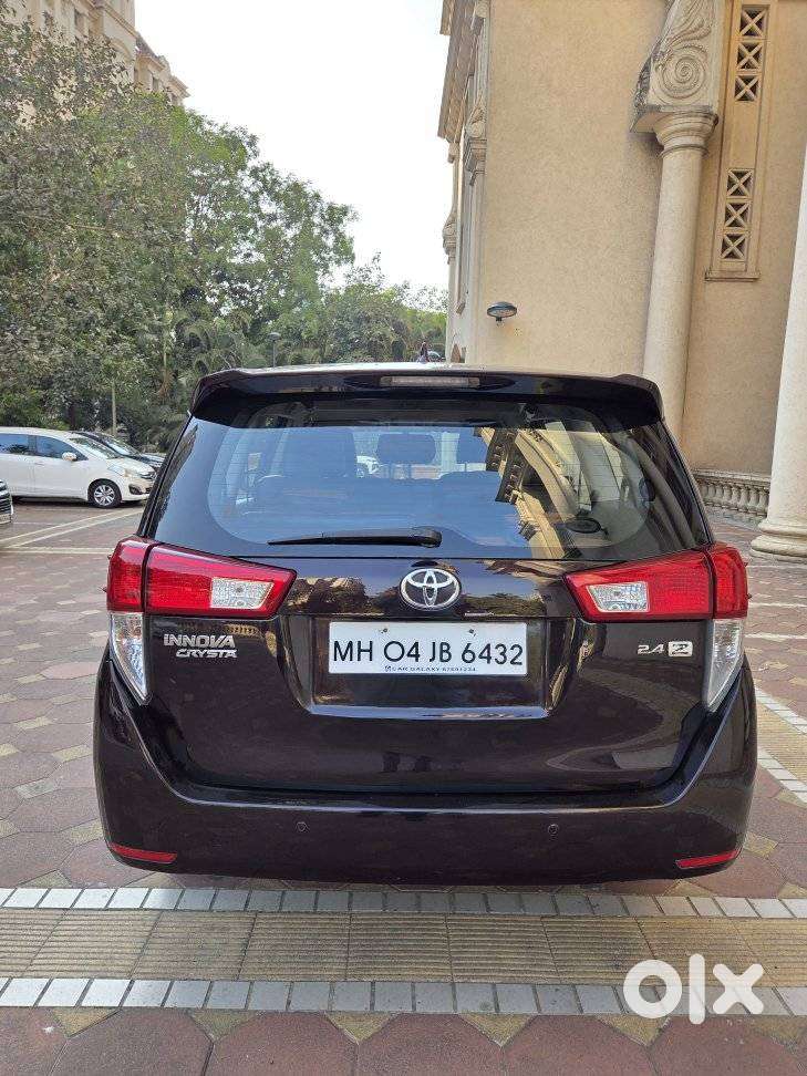 Toyota Innova Crysta 2.4 G Mt 8s, 2018, Diesel