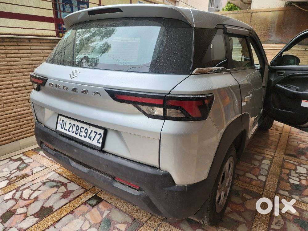 Maruti Suzuki Brezza 1.5 Lxi Cng, 2024, Cng & Hybrids