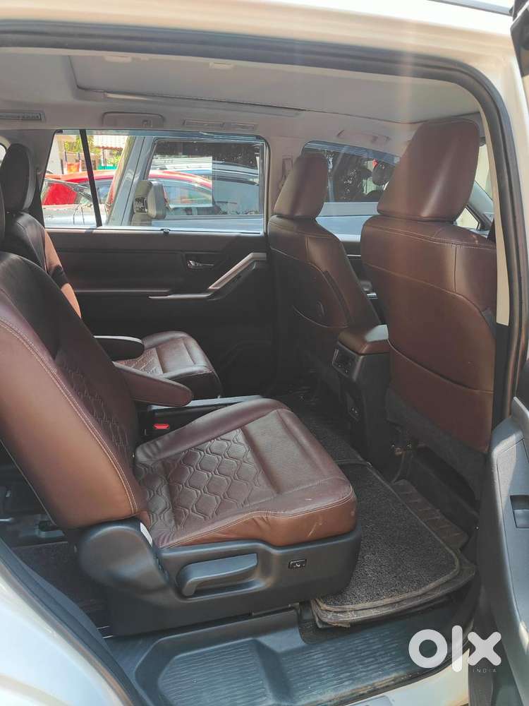 Toyota Innova Hycross 2.0 Zx (o) Hybrid 7 Str, 2024, Cng & Hybrids