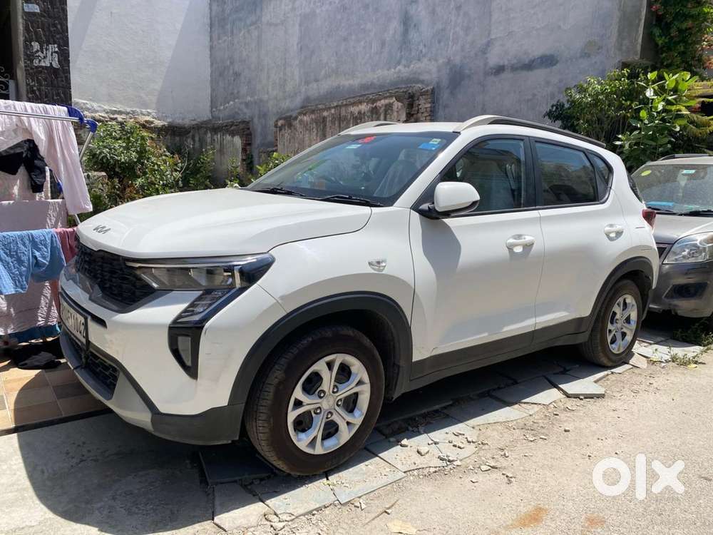 Kia Sonet 2024 Cng & Hybrids Well Maintained