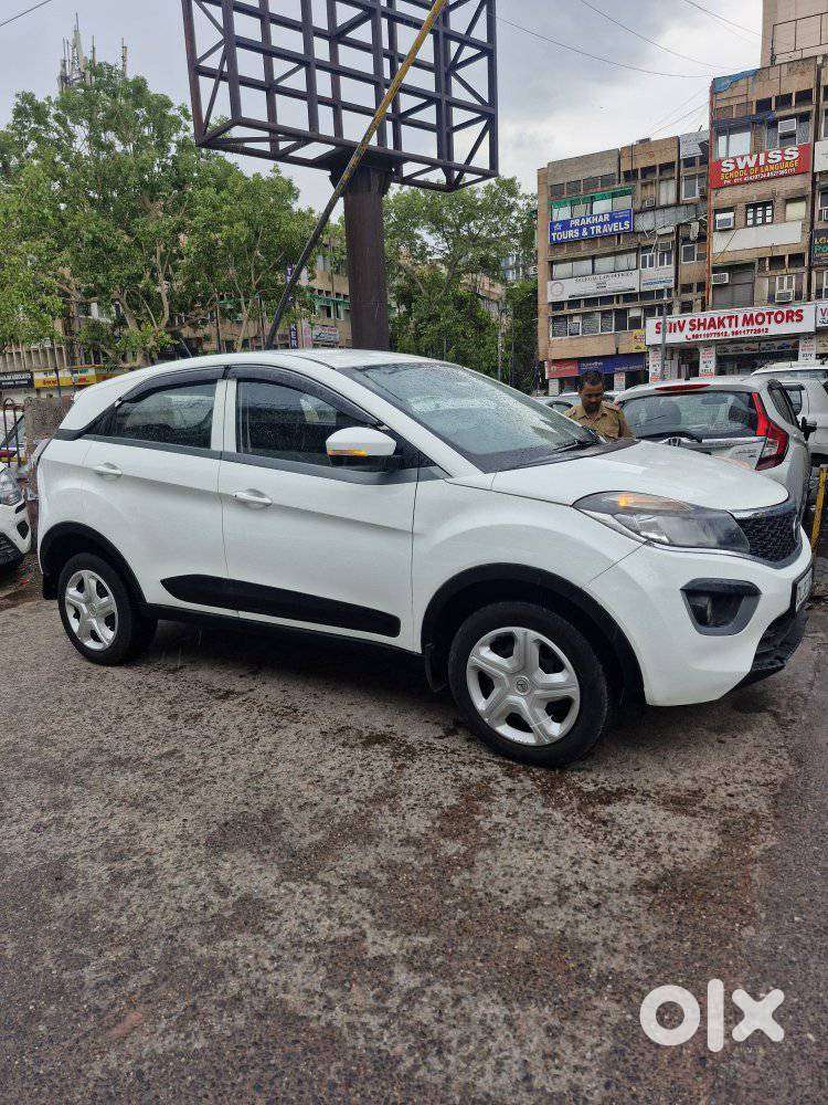 Tata Nexon 1.2 Revotron Xm (s), 2019, Cng & Hybrids