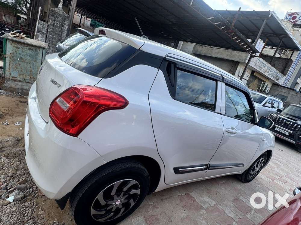 Maruti Suzuki Swift Lxi, 2018, Petrol