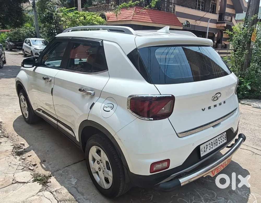 Hyundai Venue S Plus 2020
