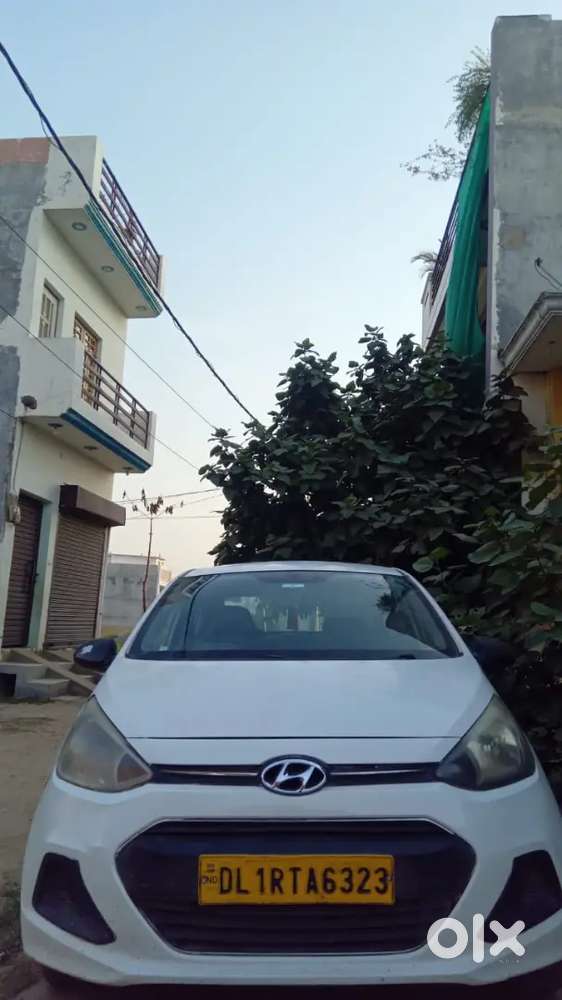 2016 Hyundai Xcent Base