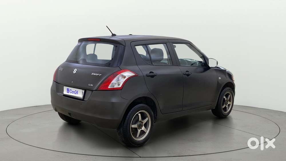 Maruti Suzuki Swift Lxi, 2016, Petrol