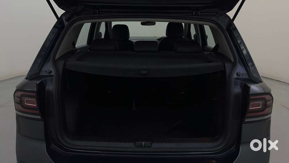 Volkswagen Taigun Topline 1.0 Tsi At (electric Seats), 2022, Petrol