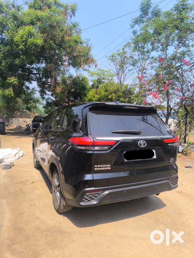 Toyota Innova Hycross 2.0 Zx (o) Hybrid 7 Str, 2026, Petrol