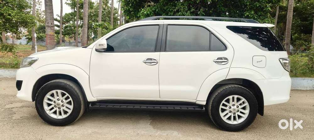 Toyota Fortuner 3.0 4x2 Mt, 2014, Diesel